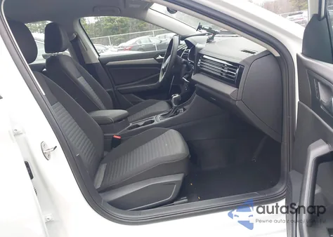 2025 Volkswagen Jetta 1.5T S from USA, damaged, VIN 3VW5X7BU8SM111662